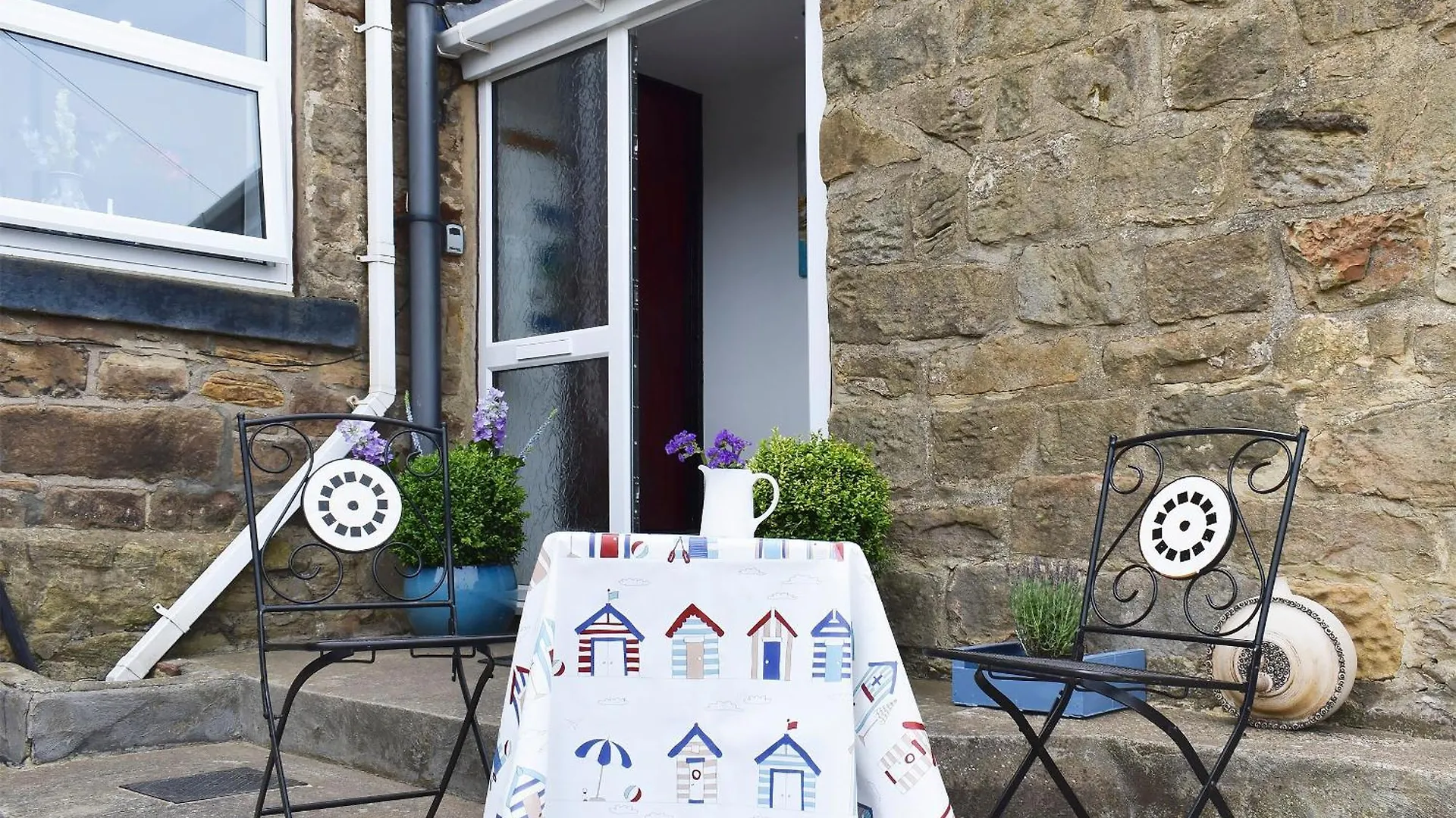 Sea Breeze Cottage 스테이츠 영국
